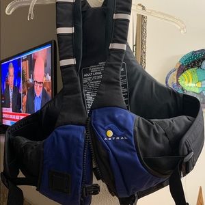 NWT: Ladies Plus size Astral Life Vest